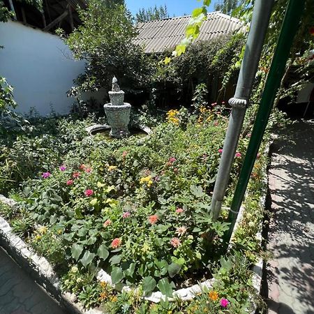 Lovely Home For You Osh Bagian luar foto