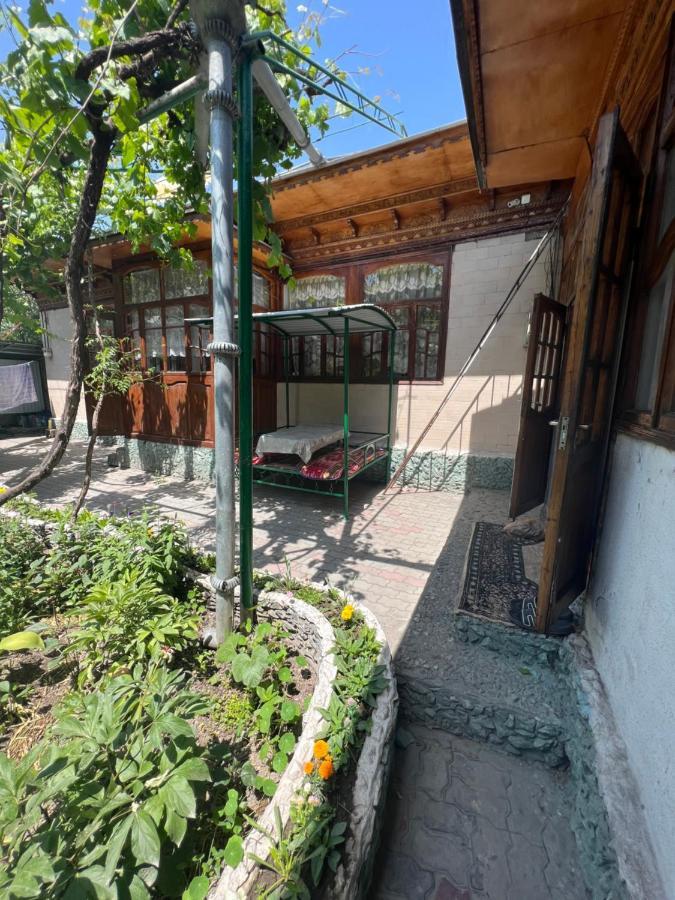 Lovely Home For You Osh Bagian luar foto